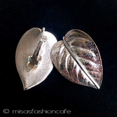 （画像用） Trifari　 トリファリ 銀葉　イヤリング