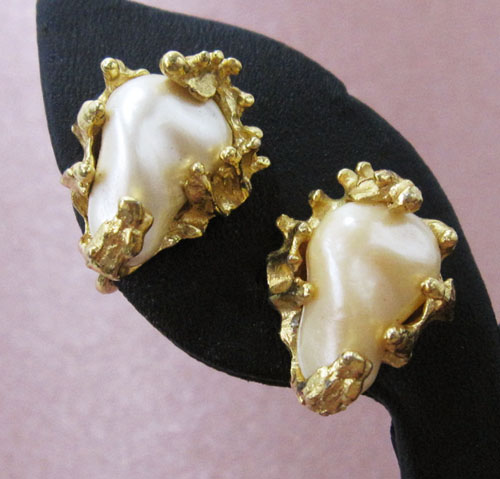 （画像用） クラウントリファリ バロックパール　イヤリング