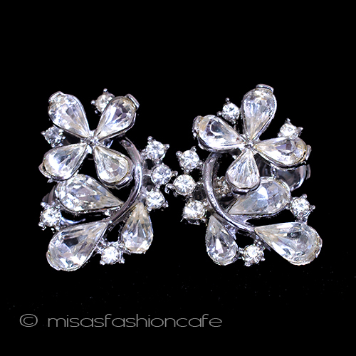 （画像用） Ｔｒｉｆａｒｉ　 トリファリ RSの花　イヤリング