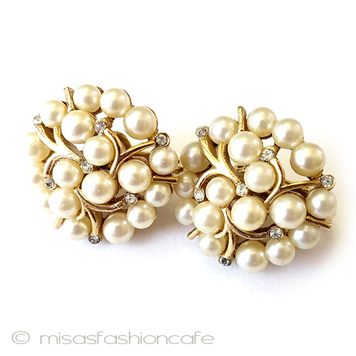 （画像用） ヴィンテージイヤリング トリファリ　パールブーケ