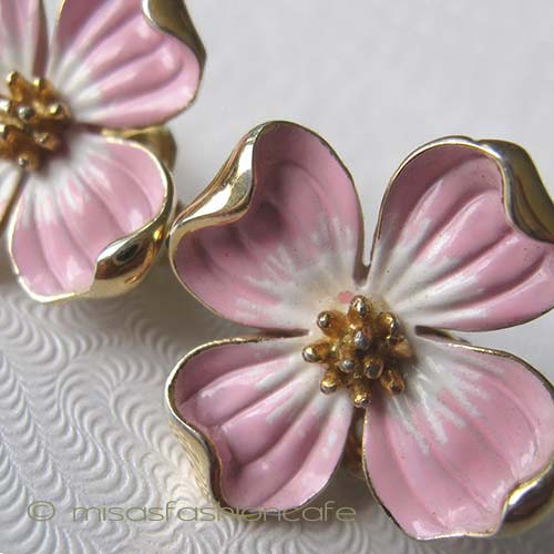 （画像用） クラウントリファリ Trifari ハナミズキ