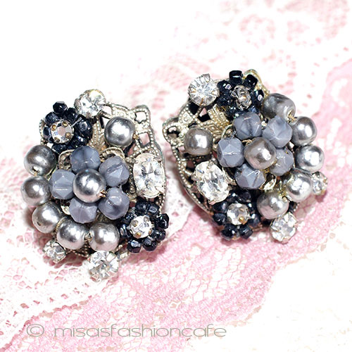 （画像用） Original by Robert グレーパール花イヤリング