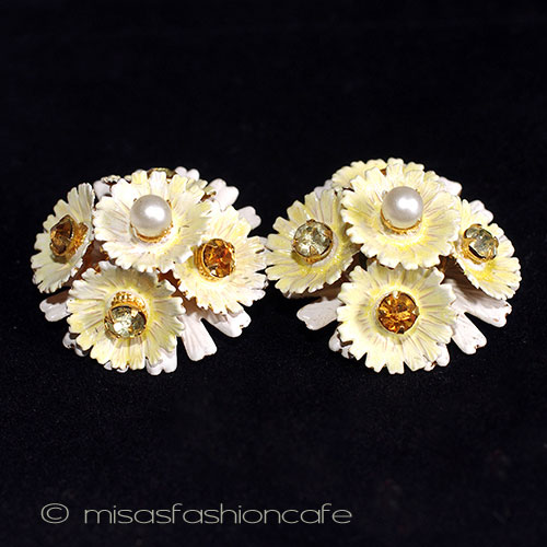 （画像用） Original by Robert ブーケ花イヤリング