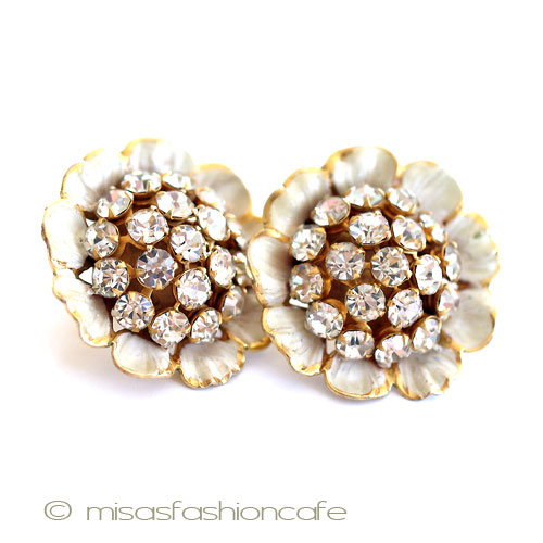 （画像用） ＳＡＮＤＯＲ　イヤリング クリスタルのお花