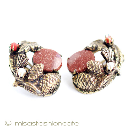 （画像用） 真珠･珊瑚・天然石 松ぼっくり　イヤリング