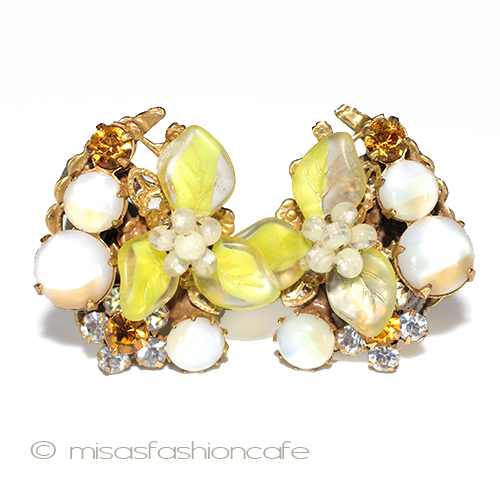 （画像用） Ｒｏｂｅｒｔ　イヤリング ガラスの花　イヤリング