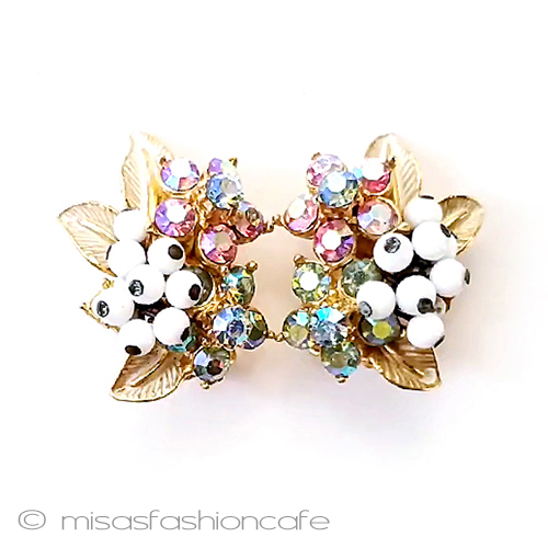 Florenza　イヤリング ミルクガラスRSの花 - ウインドウを閉じる