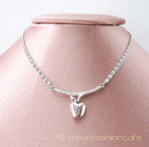 （画像用） クラウン トリファリ 　アップル ネックレス