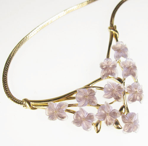 （画像用） Ｔｒｉｆａｒｉ　トリファリ スミレの花ネックレス