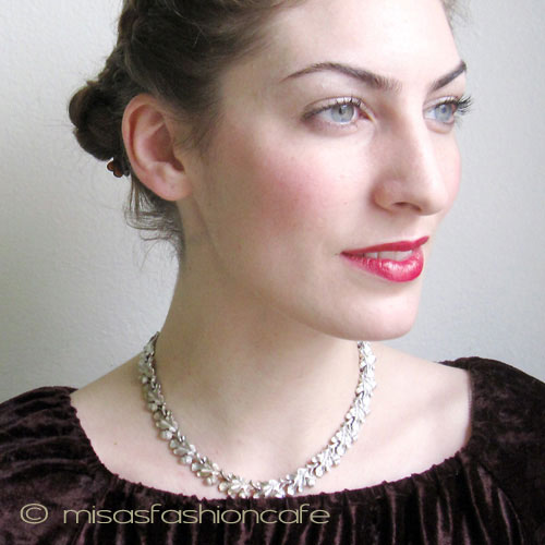 （画像用） Trifari トリファリ どんぐり ネックレス