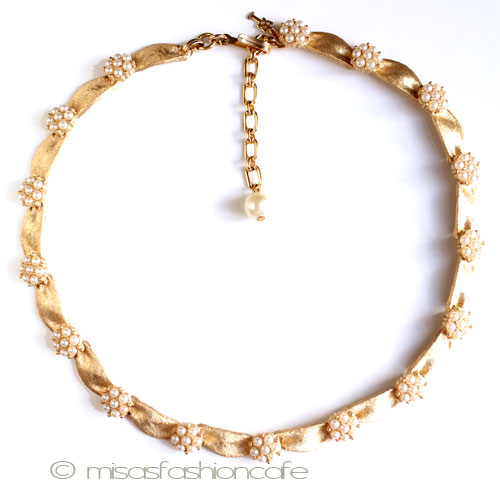 （画像用） Ｔｒｉｆａｒｉ　 トリファリ パール小花ネックレス