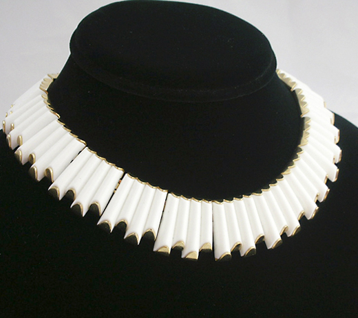 （画像用） Trifari　ネックレス