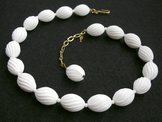 （画像用） Trifari　トリファリ刻印 ホイップ ネックレス