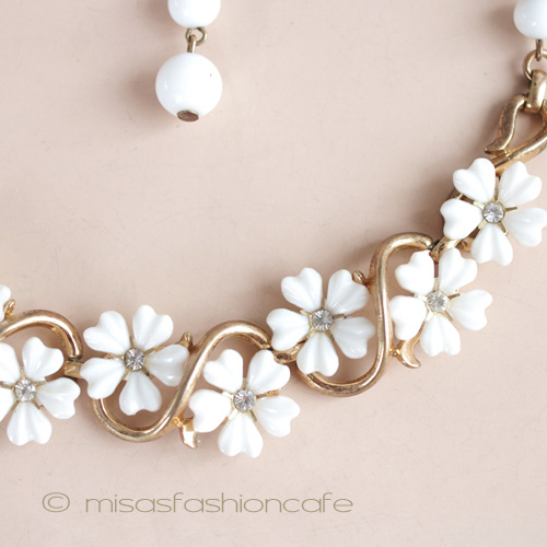 （画像用） Ｔｒｉｆａｒｉ　 トリファリ お花ネックレス