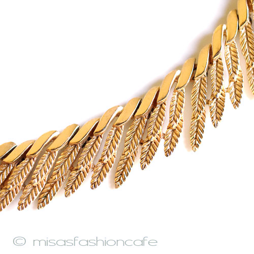 （画像用） Ｔｒｉｆａｒｉ　金の羽 トリファリ　ネックレス