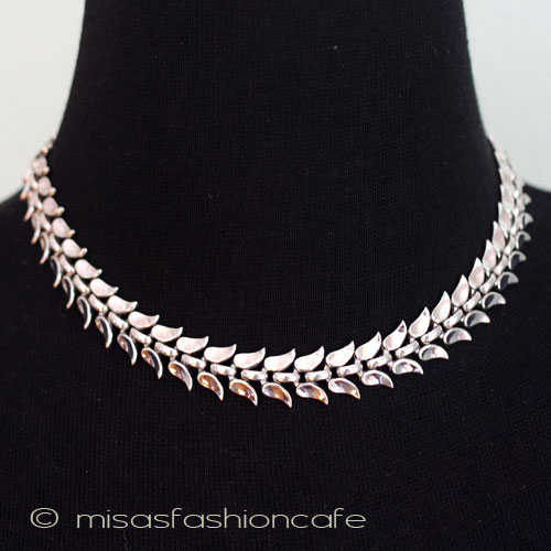 （画像用） Trifari　 トリファリ アートデコ　銀葉