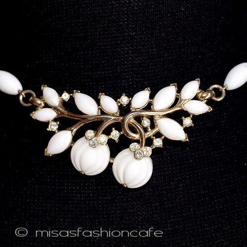 （画像用） Ｔｒｉｆａｒｉ　 トリファリ ガラスベリーネックレス