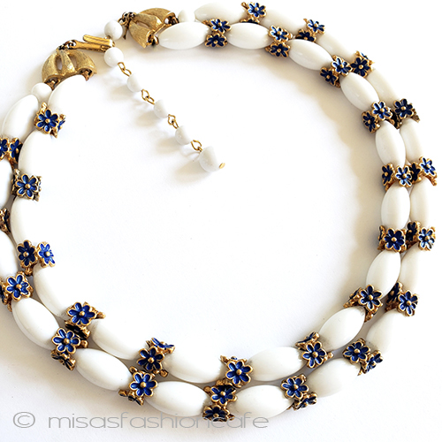 （画像用） Trifari　 トリファリ 青花２連ネックレス