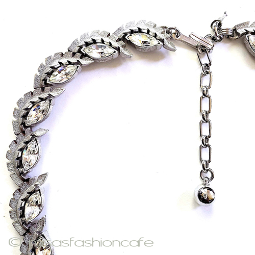 （画像用） Ｔｒｉｆａｒｉ　 トリファリ クリスタル銀葉ネックレス