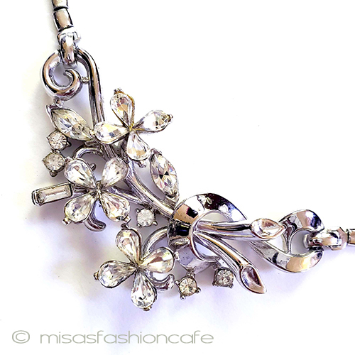 （画像用） Trifari　 トリファリ 1951年お花ネックレス