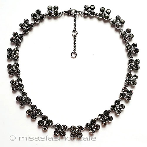 ヴィンテージアクセサリー クリスタル花ネックレス - ウインドウを閉じる