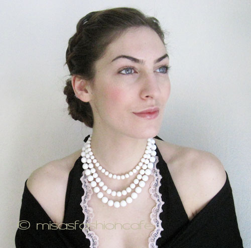 （画像用） 3連 ミルクガラス ネックレス