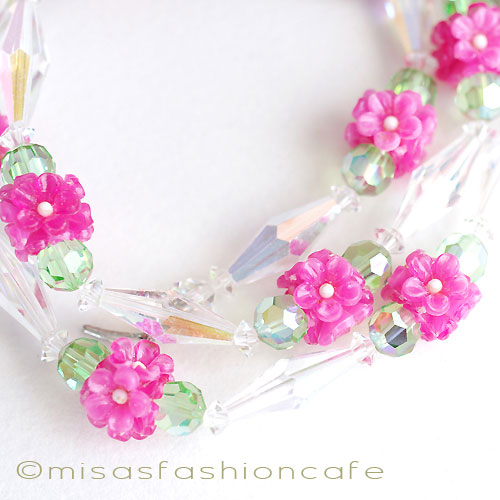 （画像用） Ｖｅｎｄｏｍｅ　ネックレス 　小花ｘクリスタル