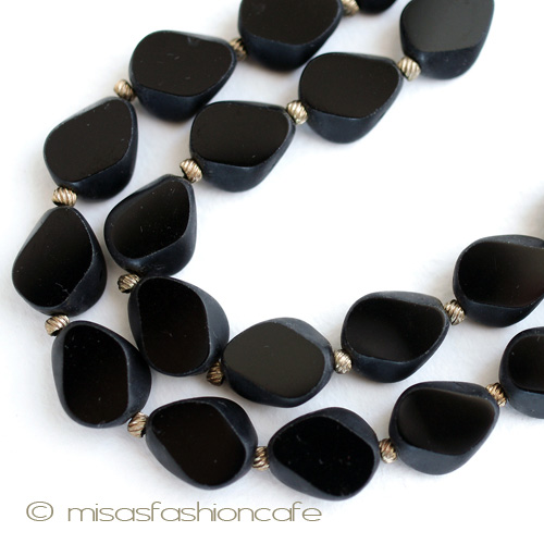 （画像用） Trifari　 トリファリ ガラス２連ネックレス