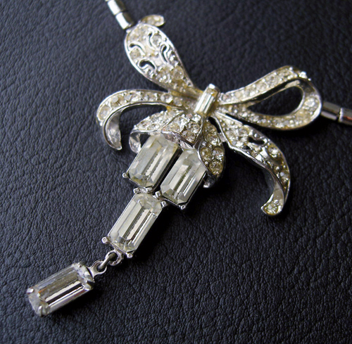 （画像用） Coroリボンネックレス