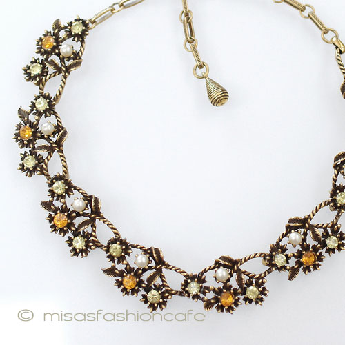 （画像用） Coro お花ネックレス