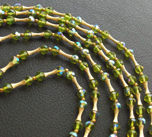 （画像用） クラウン　トリファリ ＴＲＩＦＡＲＩ　ネックレス