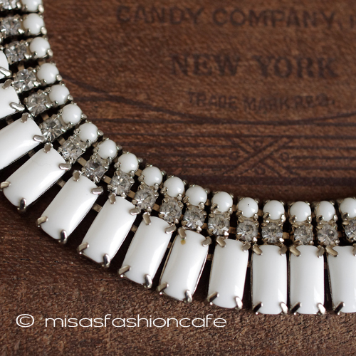 （画像用） ヴィンテージアクセサリー ミルクガラス　ネックレス