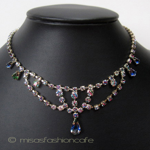 （画像用） アイリス　ガラス チェコ製　ネックレス