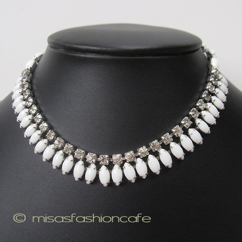 （画像用） ミルクガラス ネックレス