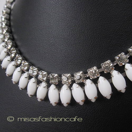 （画像用） ミルクガラス ネックレス