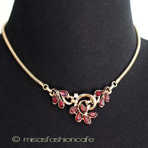 （画像用） Ｔｒｉｆａｒｉ　 トリファリ フローラル　ネックレス