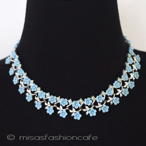 （画像用） ＣＯＲＯ　小花ネックレス