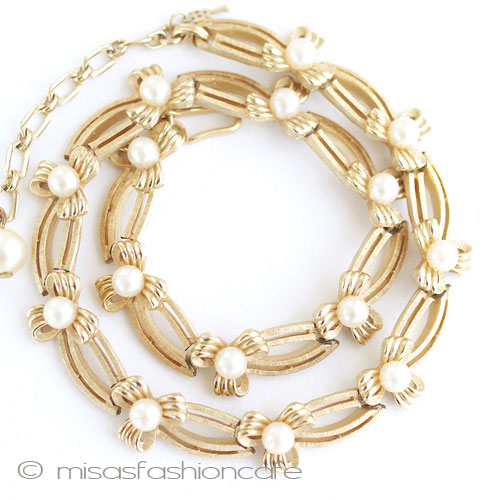 （画像用） Ｔｒｉｆａｒｉ　 トリファリ パールりぼんネックレス