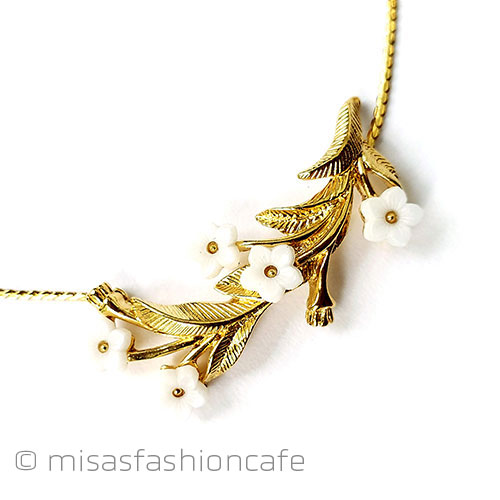 （画像用） Trifari　 トリファリ 花束　ネックレス