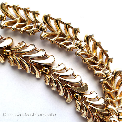 （画像用） Trifari　 トリファリ GOLD　ネックレス