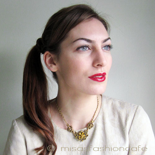 （画像用） Coro　お花ネックレス