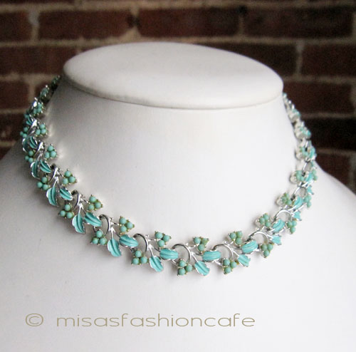 （画像用） Coro　ベリーネックレス