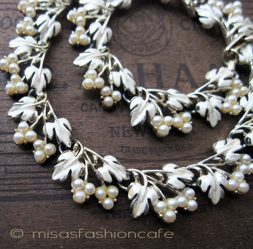 （画像用） Coro　パール花ネックレス