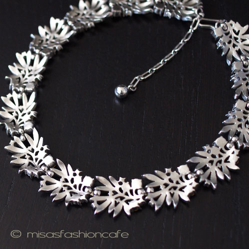 （画像用） Trifari　トリファリ ロイヤルブルーネックレス