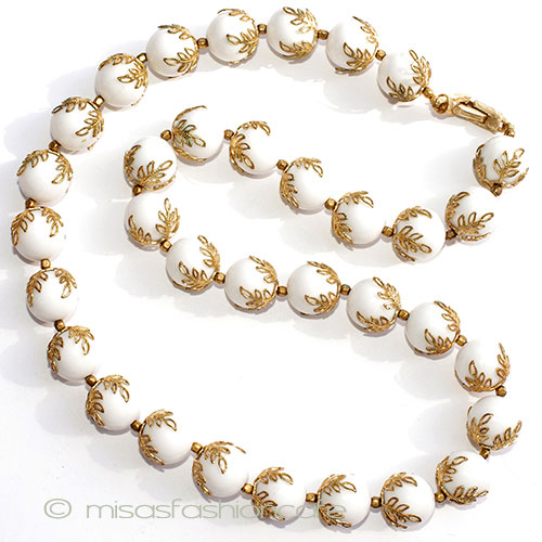 （画像用） Trifari　 トリファリ 金葉　ネックレス