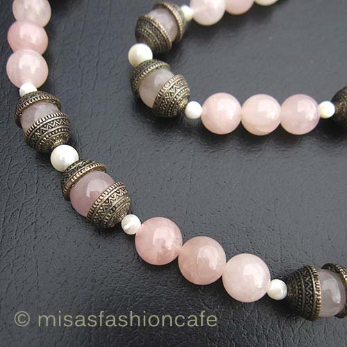 （画像用） 天然ローズクオーツ MOパールネックレス