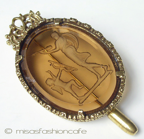 （画像用） 天使のカメオ　ブローチ