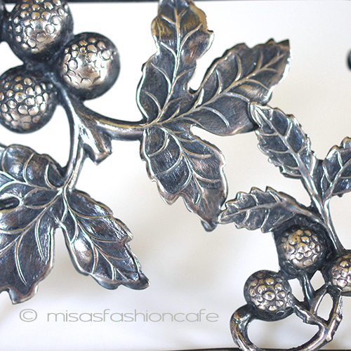 （画像用） スターリングシルバー ラズベリー　ブローチ