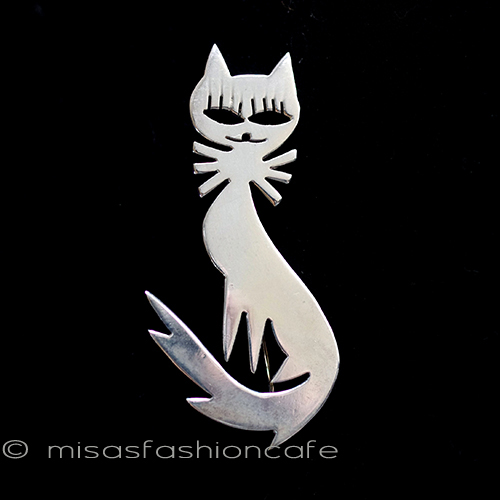 スターリングシルバー 猫ブローチ兼ペンダント - ウインドウを閉じる