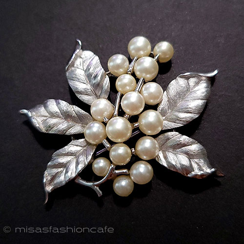 ヴィンテージアクセサリー・アンティークジュエリーやヨーロッパの